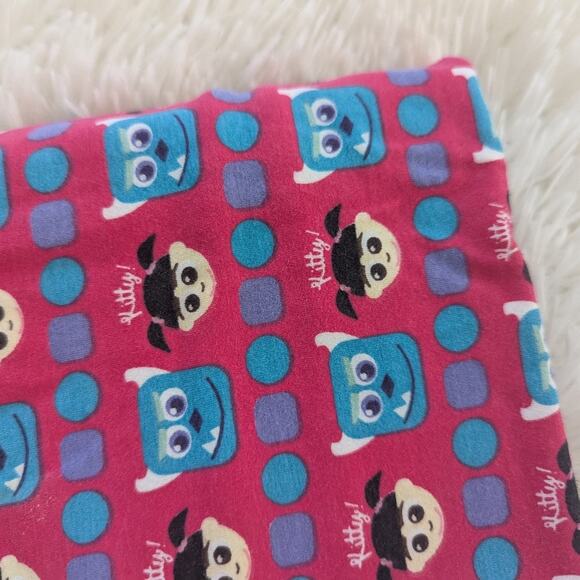 Pixar Monsters INC. Kitty Boo Fabric Jersey Stretch Halloween 37 x 56 - Picture 2 of 3